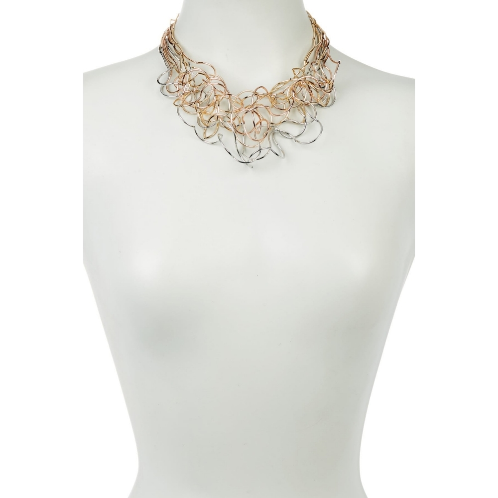 🌟HP🌟  Meshmerise coil intertwined spaghetti bib necklace